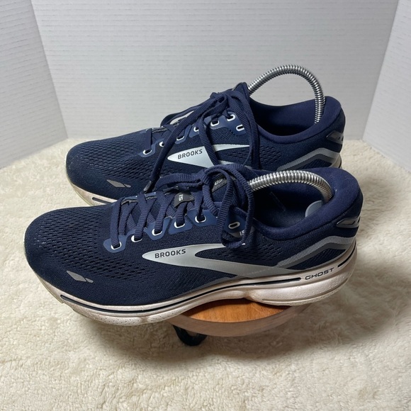 Brooks Dark Blue Athletic Sneakers - Picture 6 of 9